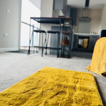 Brand New 1 Bed Apartment, 5Min Walk To Racing & Main Strip, With Electric Parking Bay & Terrace Long Stay Work Contractor Leisure - Citrine Newmarket  Esterno foto