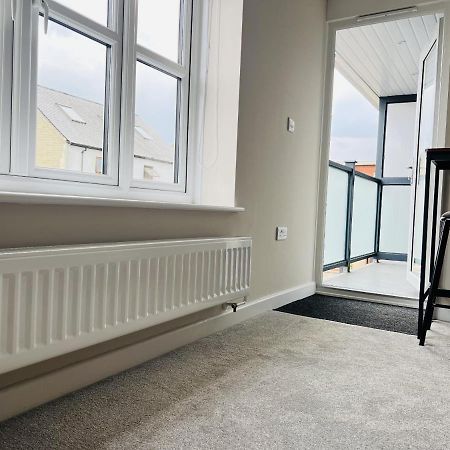 Brand New 1 Bed Apartment, 5Min Walk To Racing & Main Strip, With Electric Parking Bay & Terrace Long Stay Work Contractor Leisure - Citrine Newmarket  Esterno foto